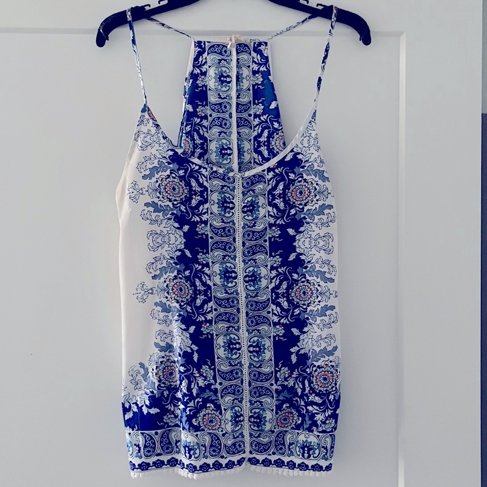 Japan - Racerback top flowy and beautiful